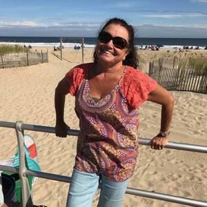 Meet your Posher, Loretta